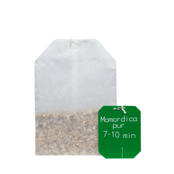 Salus Momordica Tee
